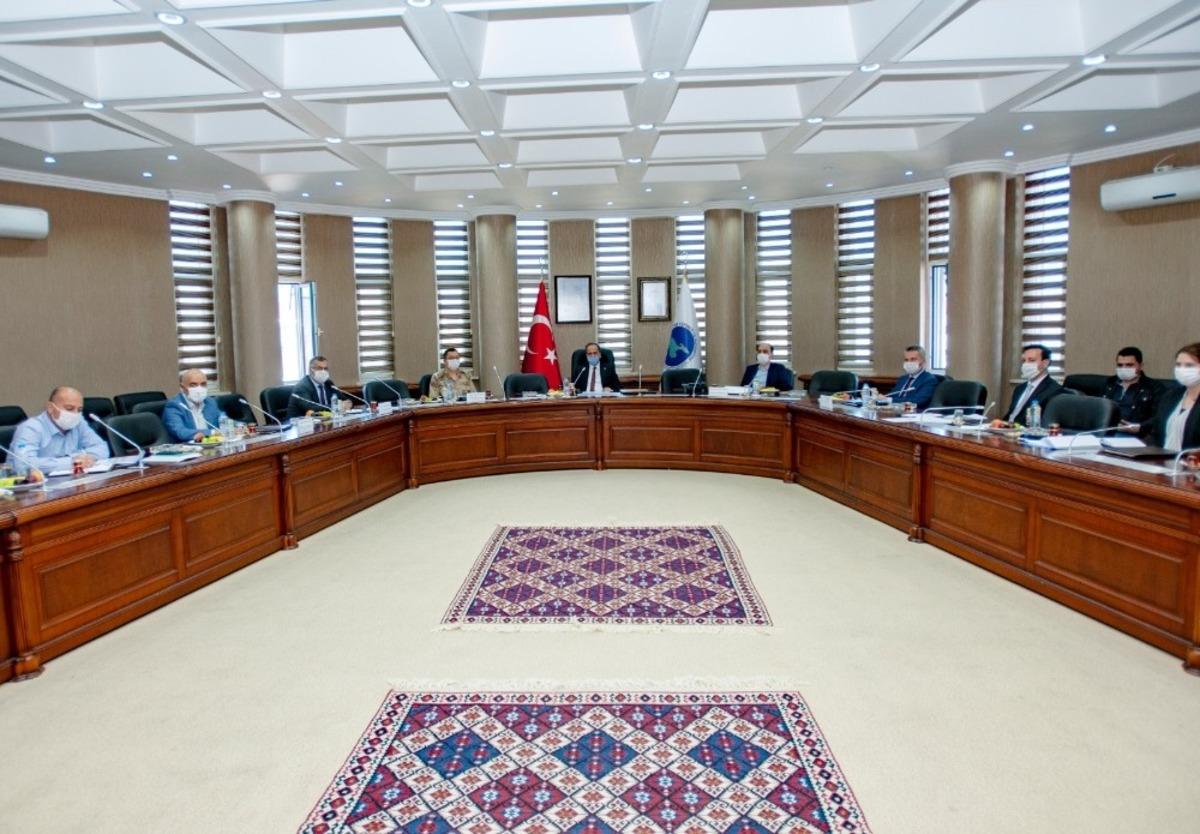 Rekt&ouml;r Şevli: &ldquo;YKS sorunsuz bir şekilde tamamlandı&rdquo;