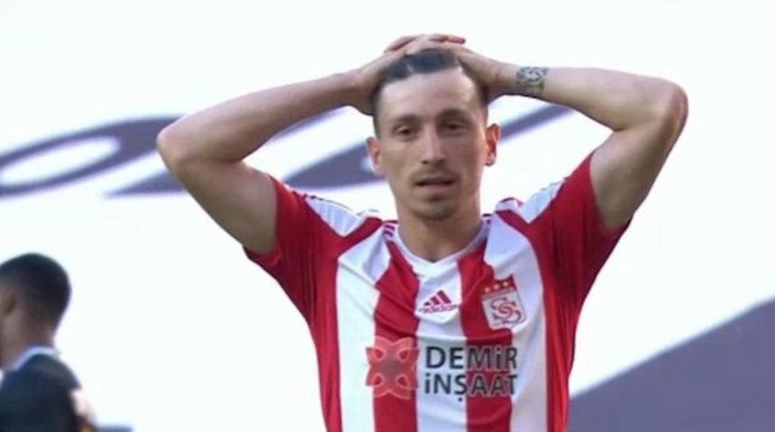 Sivassporlu Mert Hakan Yandaş'ın penaltısı gündem oldu!