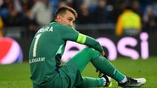 Galatasaray'da Muslera şoku! Fenerbahçe maçında olmayacak...