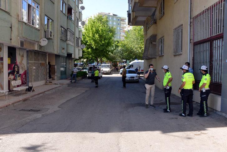 Sinir krizi geçiren kadın polisi alarma geçirdi G4