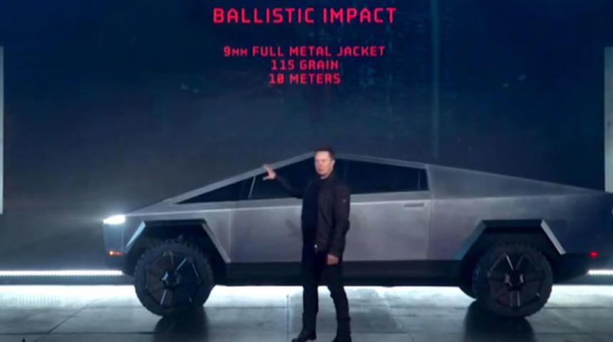 Elon Musk cevapladı: Tesla Cybertruck amfibik mi oluyor?