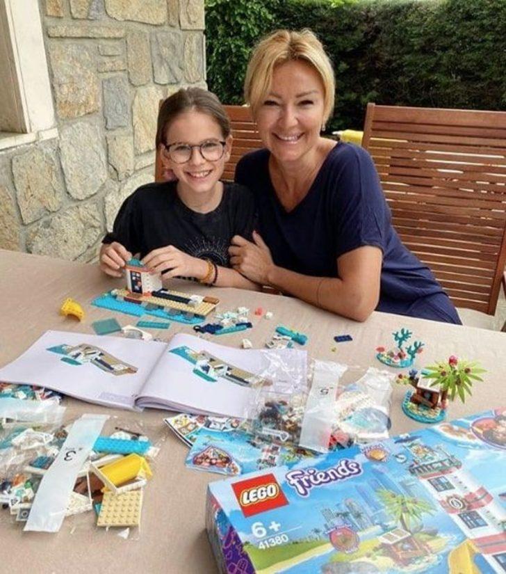 Pınar Altuğ yine takipçisini azarladı! Olay cevap G4