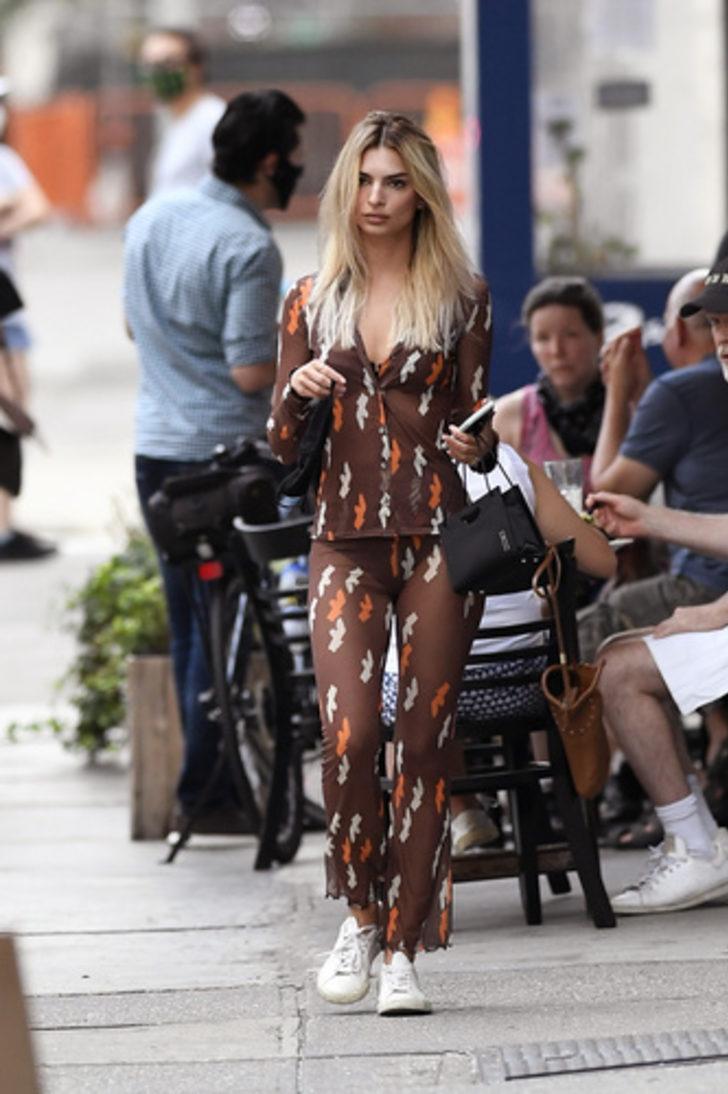 Emily Ratajkowski'den cesur yeni hafta başlangıcı G1