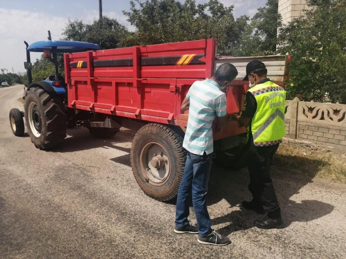 Elazığ&rsquo;da kazalara karşı &ouml;nlem, r&ouml;morklara reflekt&ouml;r takıldı