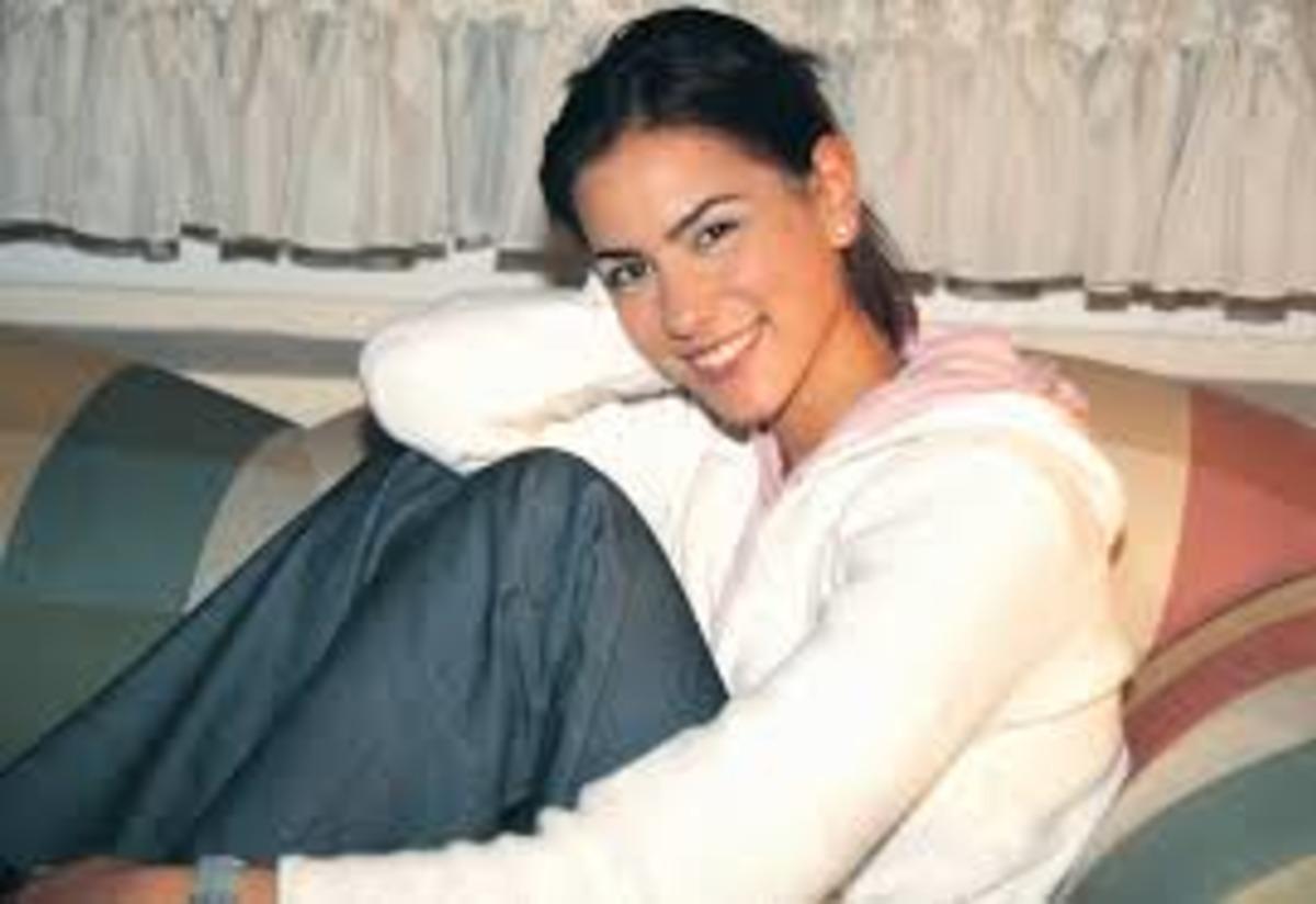 Zeynep Tokuş'tan teknede yoga