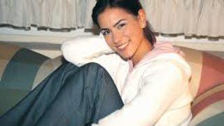 Zeynep Tokuş'tan teknede yoga