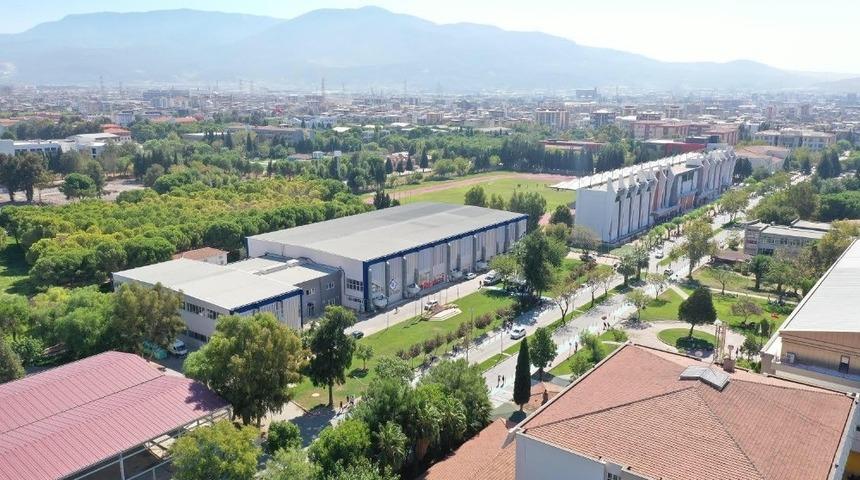 E&Uuml;, "En İyi Altın &Ccedil;ağ &Uuml;niversiteleri" arasında 4&rsquo;&uuml;nc&uuml; sırada