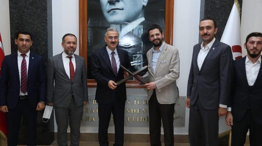 TÜGVA’dan Eskişehir Valisi Erol Ayyıldız’a ziyaret