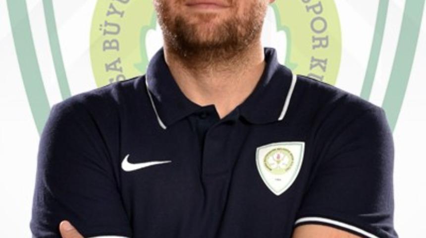 Ceyhun Cabadak ile s&ouml;zleşme yenilendi