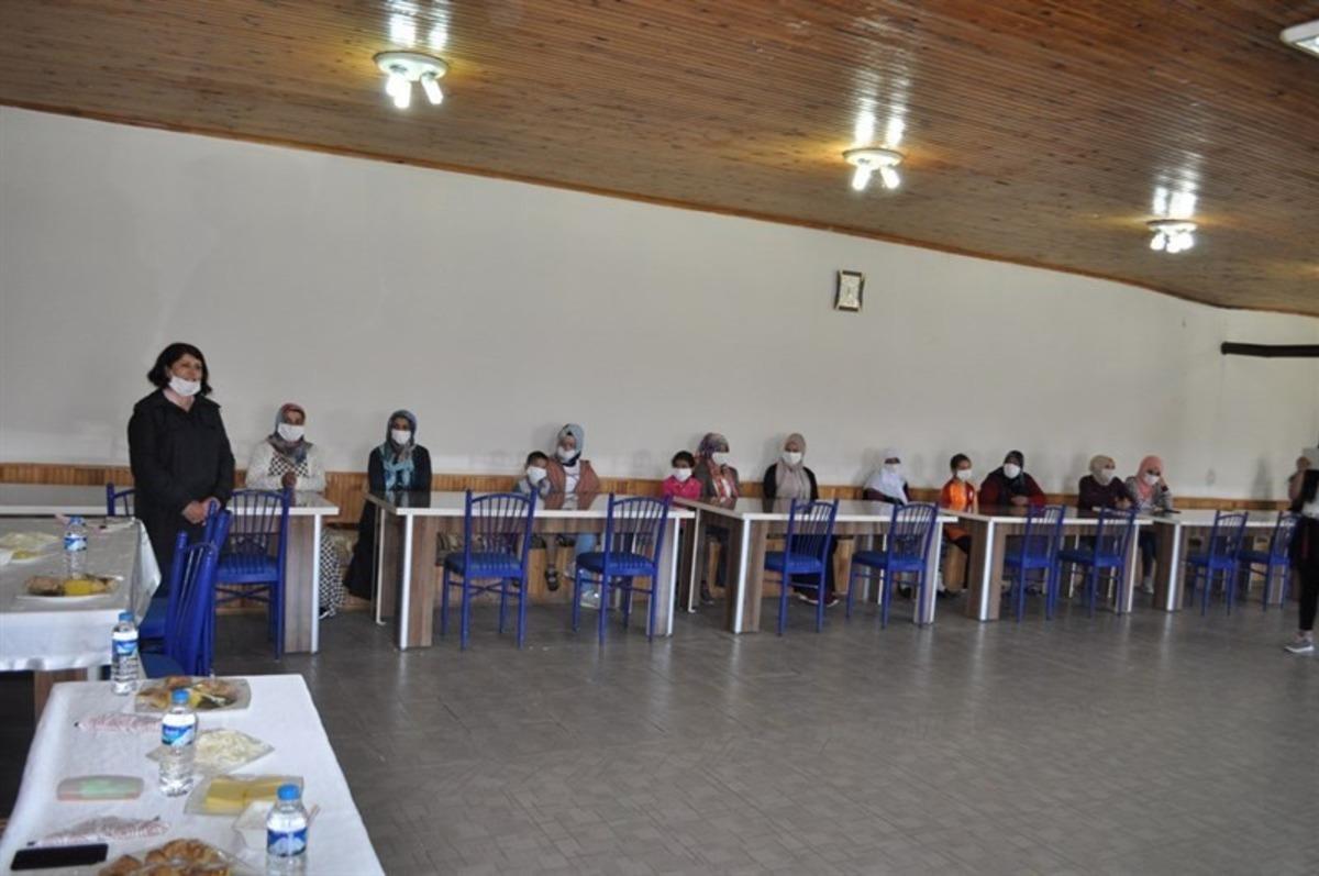 Arpa&ccedil;ay&rsquo;da Kaymakam Ko&ccedil;, vatandaşlarla buluştu