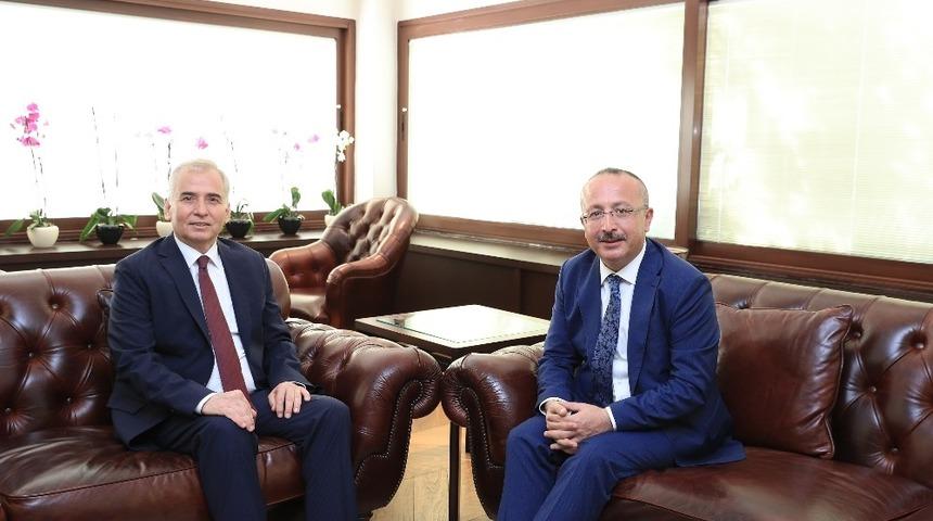 Vali Atik ve Başkan Zolan birbirlerine çalışmalarında başarılar diledi