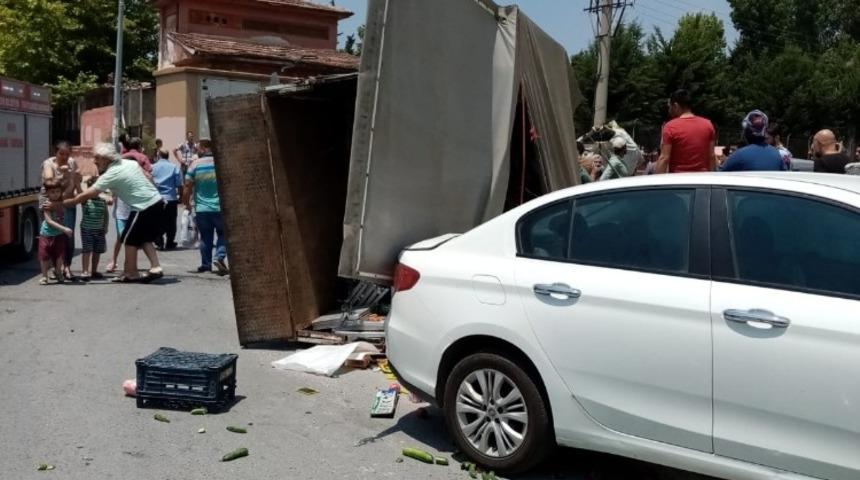 Tarsus’ta trafik kazası: 2 yaralı