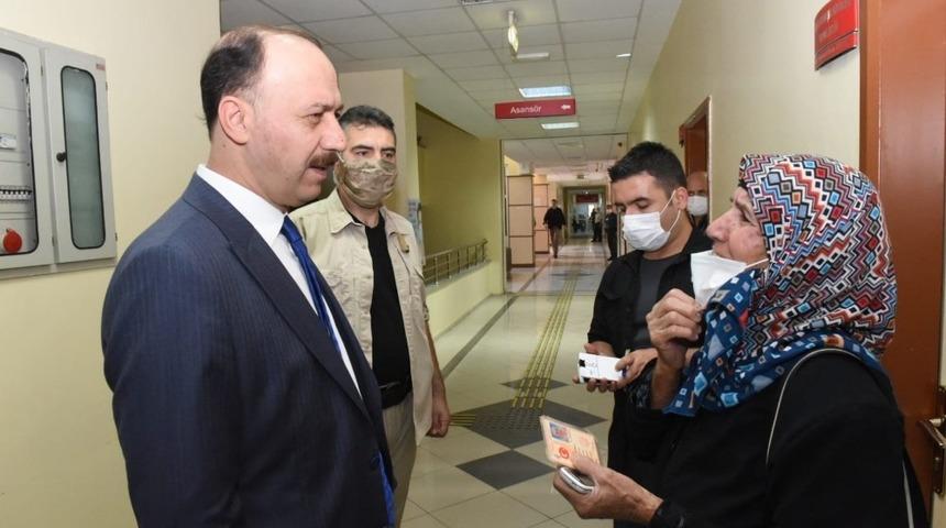 Vali Erin&rsquo;nin korona vir&uuml;s denetimleri s&uuml;r&uuml;yor