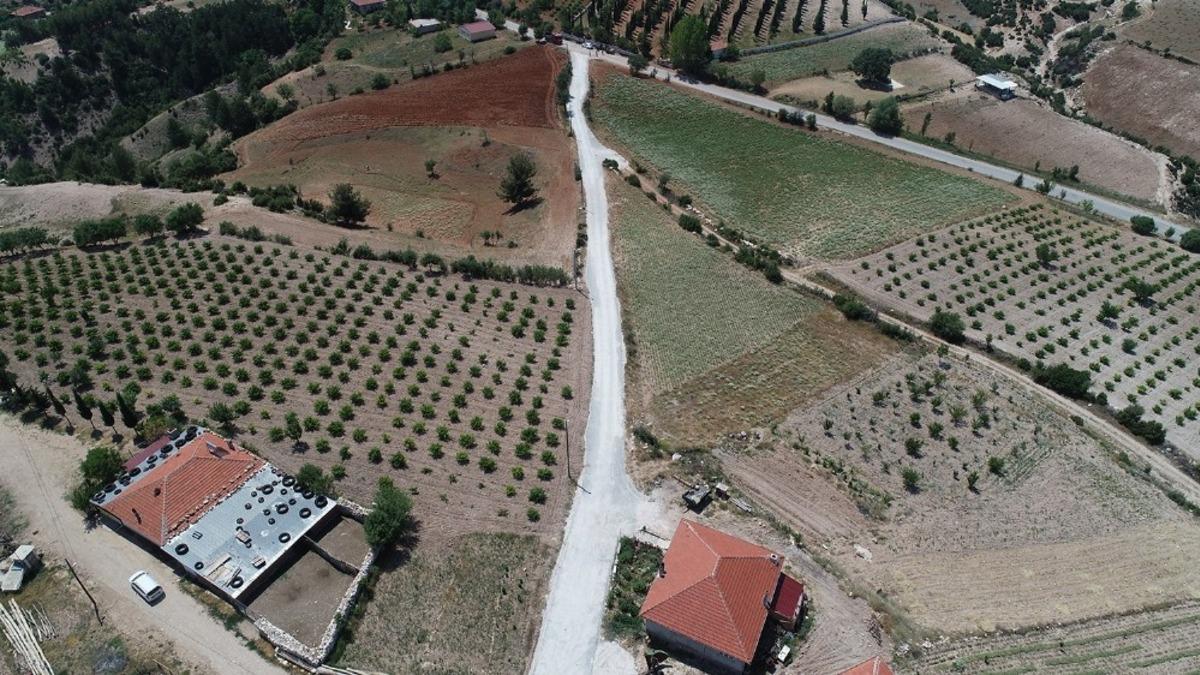 3 bin 500 metrekarelik alan beton parke taşı ile yenilendi