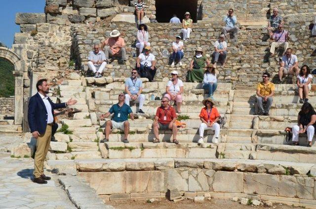 “ Efes’e Hoş Geldiniz “ tanıtım videosunun çekimleri tamamlandı