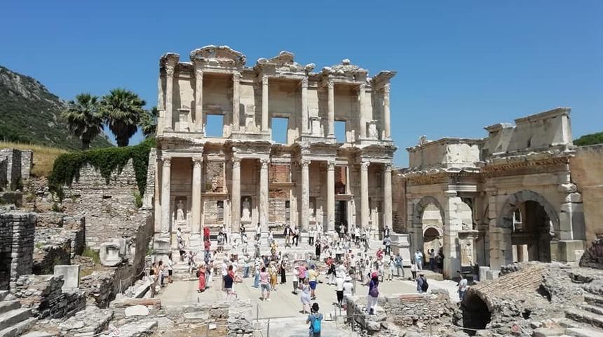 &ldquo; Efes&rsquo;e Hoş Geldiniz &ldquo; tanıtım videosunun &ccedil;ekimleri tamamlandı