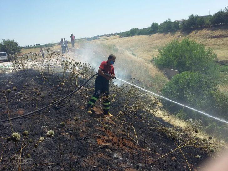 Anız yangını korkuttu G3