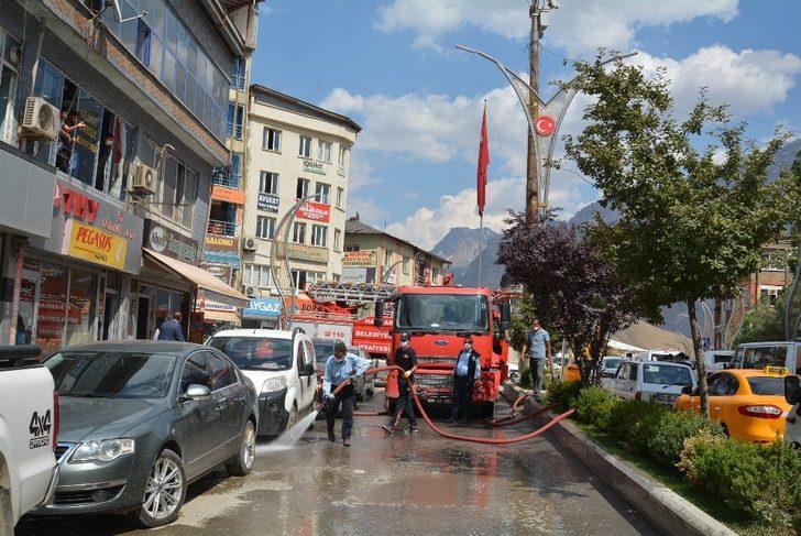 Hakkari Belediyesinden korona virüs temizliği G3