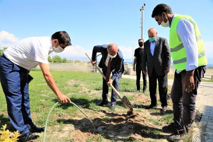 Tuşba Belediyesinden çiftçilere destek G4