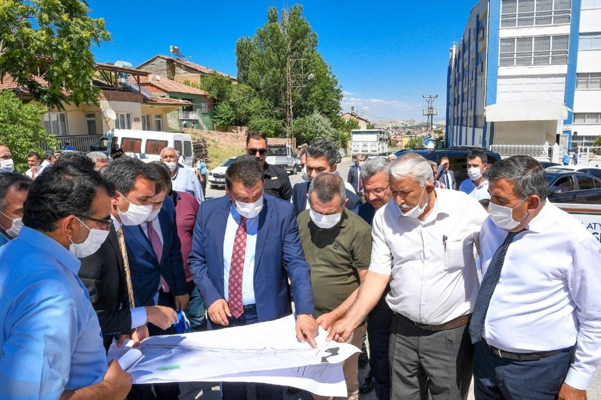 G&uuml;rkan&rsquo;dan kuzey kuşak yolu m&uuml;jdesi