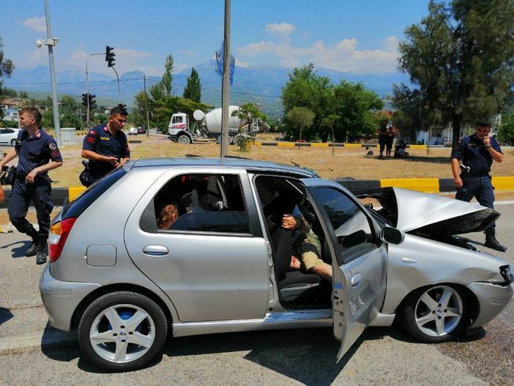 Seydikemer’deki trafik kazasında 3 kişi yaralandı G2