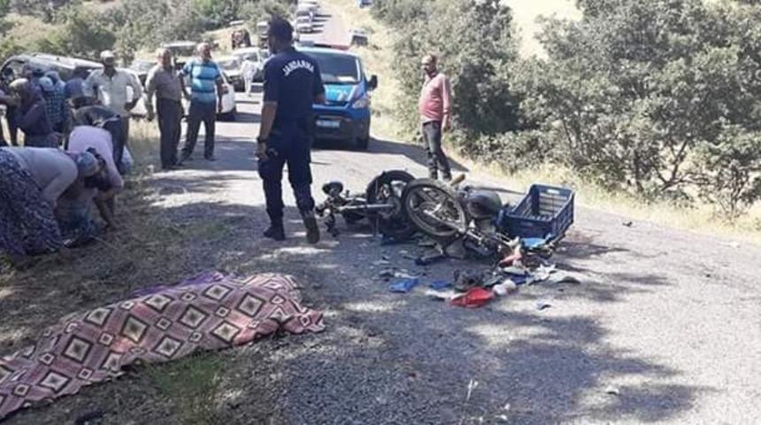 Uşak&rsquo;ta feci kaza! 2 &ouml;l&uuml;, 1 yaralı