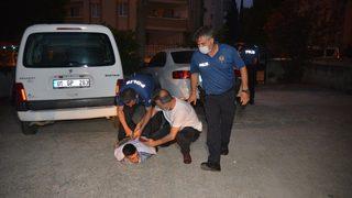 'Çay bayat' deyip öğretmeni vurdu