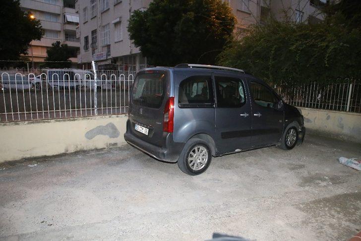 'Çay bayat' deyip öğretmeni vurdu G2