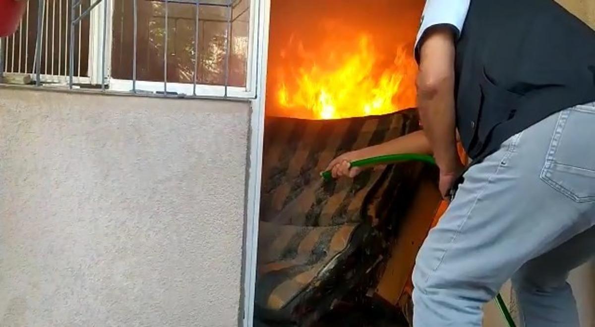 Orman İşletme ekibi ev yangınına m&uuml;dahale etti