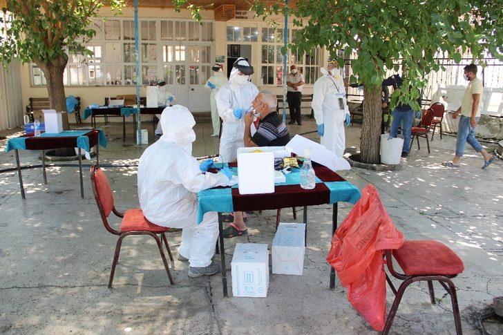 Alarma geçilmişti! İzmir'in o mahallesinde vakalarda büyük artış G1