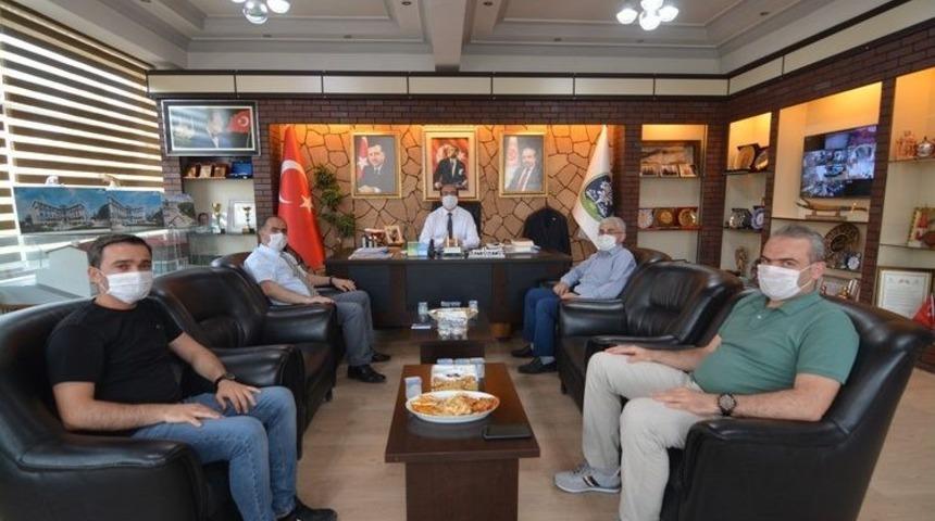 Eskişehir Tapu B&ouml;lge M&uuml;d&uuml;r&uuml; Kılı&ccedil;&rsquo;tan Başkan &Ccedil;&ouml;l&rsquo;e ziyaret