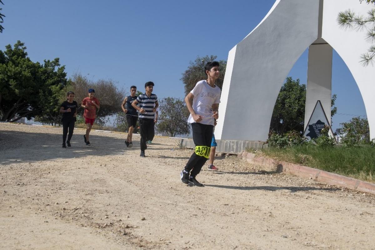 Mersin B&uuml;y&uuml;kşehir Belediyesi, geleceğin sporcularını spor liselerine hazırlıyor
