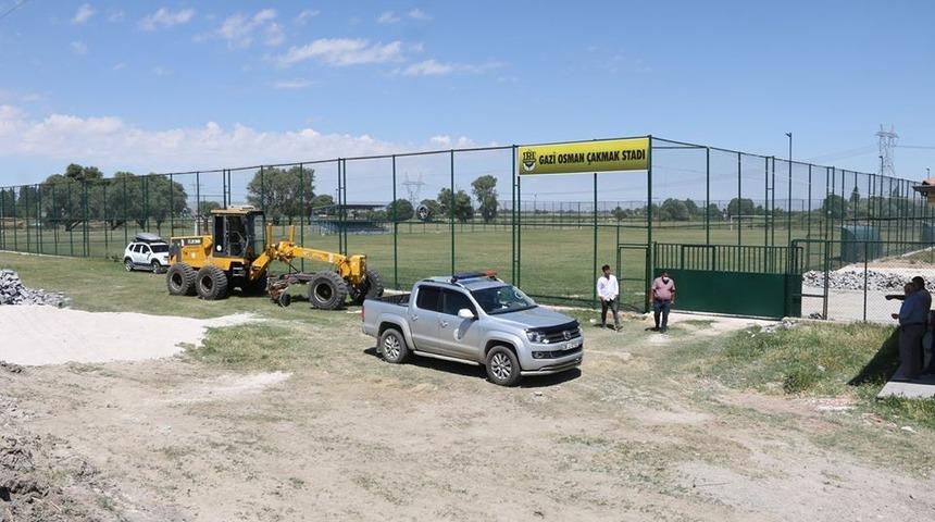 Yerk&ouml;yspor&rsquo;un yeni stad ismi asıldı