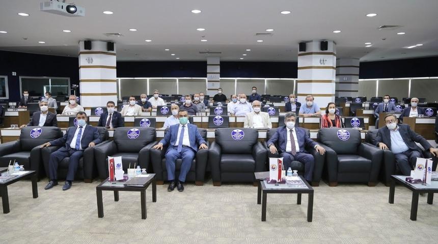 &ldquo;Tedbiri Elden Bırakmadan &Uuml;retmeye Devam Edeceğiz&rdquo;