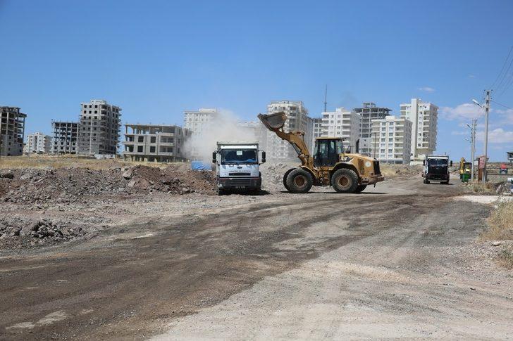 Doğukent’te yeni yollar kazandırılıyor G3