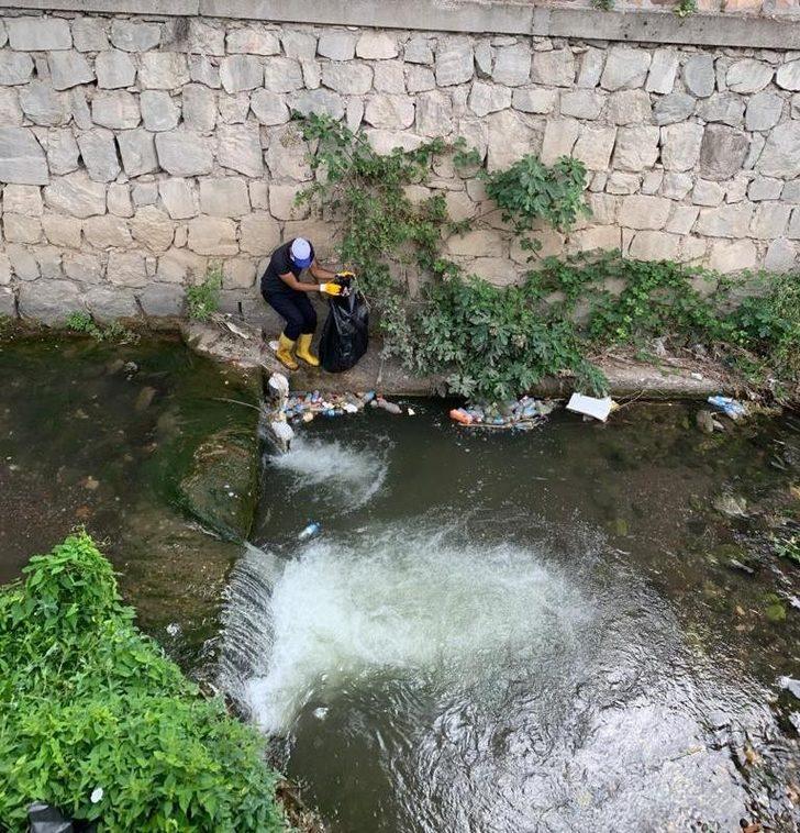 Yüzlerce kişi elbirliği ile Niksar’ı temizledi G5