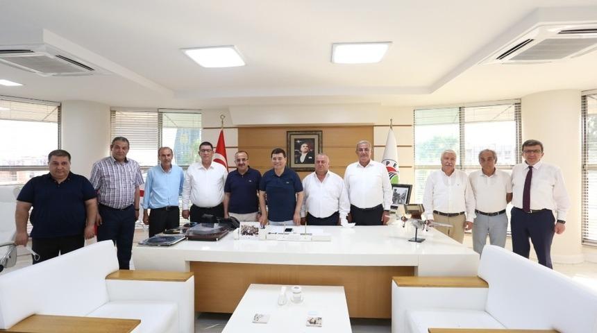 Esnaf birlik başkanlarından T&uuml;t&uuml;nc&uuml;&rsquo;ye &rsquo;Kira&rsquo; teşekk&uuml;r&uuml;