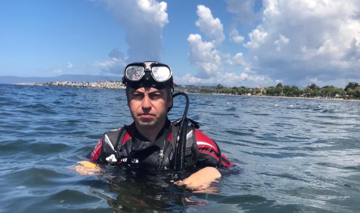 İtfaiyenin sualtı ve &uuml;st&uuml; eğitimleri devam ediyor