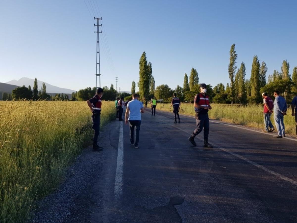 Develi&rsquo;de iş&ccedil;i servisine ateş a&ccedil;an 5 kişiden 2&rsquo;si yakalandı