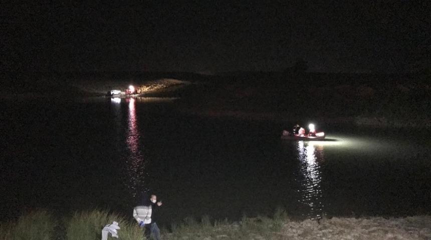 &Ccedil;oban girdiği g&ouml;lette boğuldu