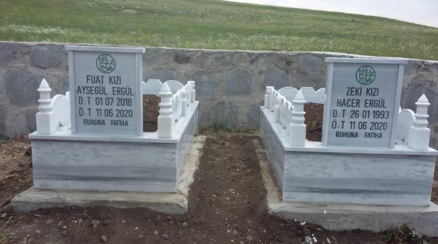 Ağrı Belediyesi tandıra d&uuml;şerek hayatını kaybeden anne-kızın mezarını yaptırdı