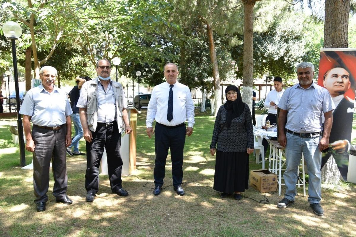 Başkan Kaya, emekli belediye başkanları ile belediye &ccedil;alışanları buluştu