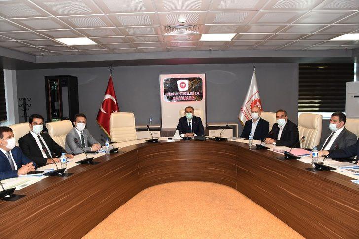 KÖYDES değerlendirme toplantısı Vali Mahmut Çuhadar başkanlığında yapıldı