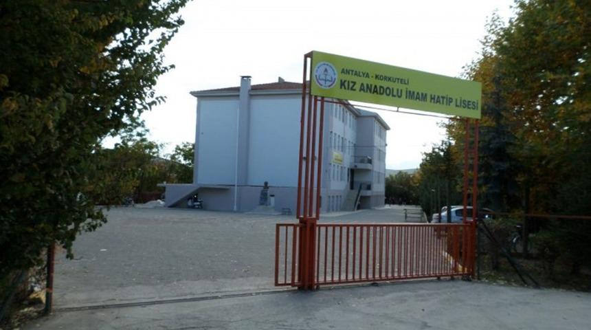 Korkuteli Kız İmam Hatip Lisesi&rsquo;nin adı değiştirildi