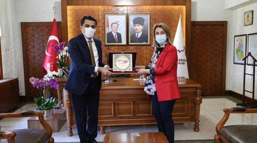 G&uuml;lşehir Belediye Başkanı &Ccedil;ift&ccedil;i, Vali Becel&rsquo;i ziyaret etti