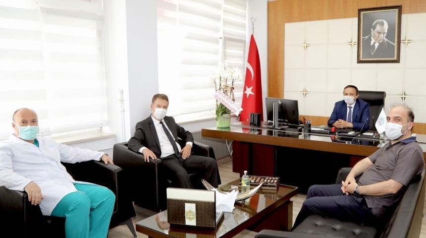 ER&Uuml; Rekt&ouml;r&uuml; &Ccedil;alış&rsquo;tan, Hastaneler Başhekimi Taşdemir&rsquo;e &rsquo;Hayırlı Olsun&rsquo; Ziyareti