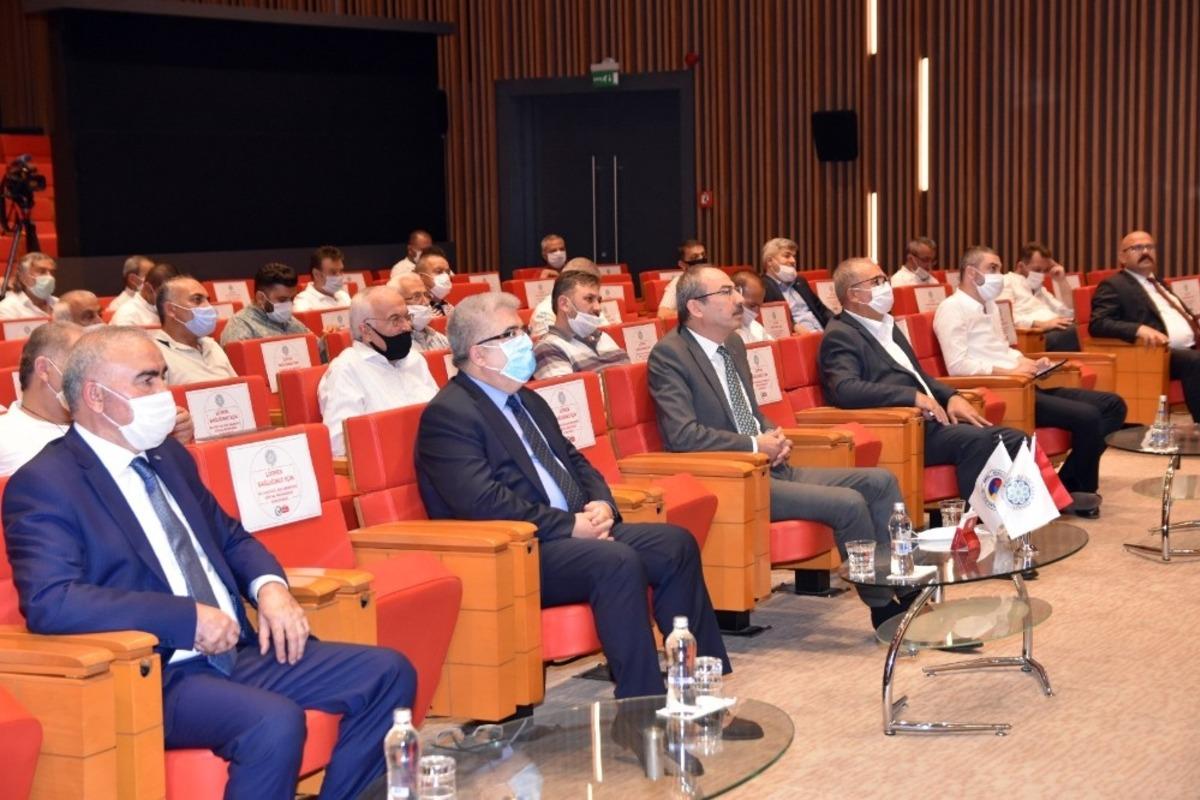 Başkan G&uuml;lsoy: "Salgın; insan sağlığının, dijitalleşmenin ve kendi kendine yeten &uuml;lke olmanın ne kadar &ouml;nemli olduğunu g&ouml;sterdi"