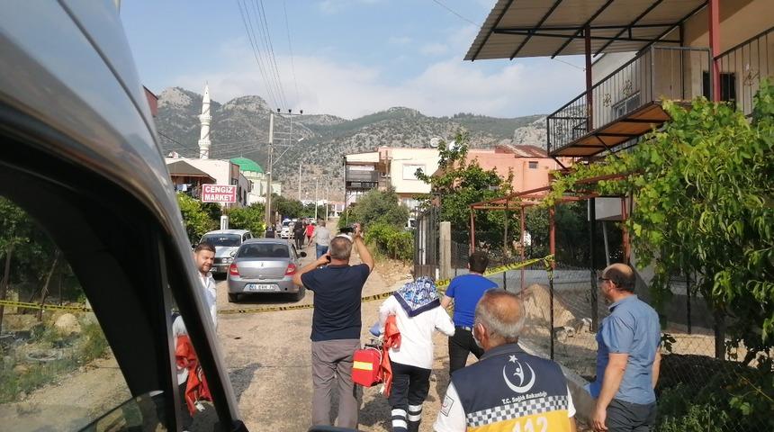 Adana'da dehşet! Pompalı tüfekle eşini yaraladıktan sonra kızlarını öldürüp, intihar etti 