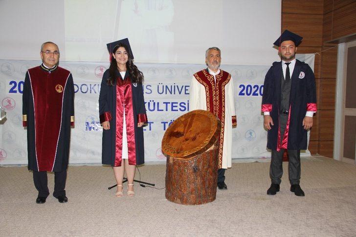 247 genç hekime online mezuniyet G2