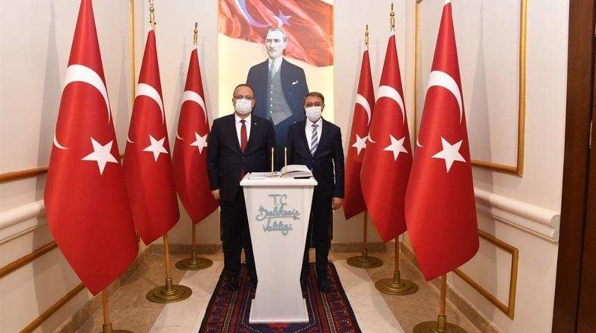 Bursa Valisi Canbolat, Vali Şıldak’ı ziyaret etti